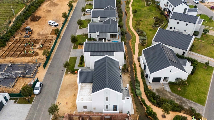 4 Bedroom Property for Sale in Paarl Valleij Lifestyle Estate Western Cape